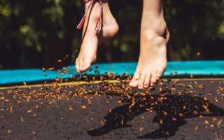 Почему трескаются пятки на ногах: что провоцирует трещины, и как их вылечить эффективно