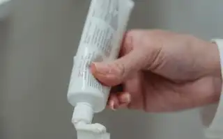 Польза и вред триклозана и его применение в косметике: важные аспекты