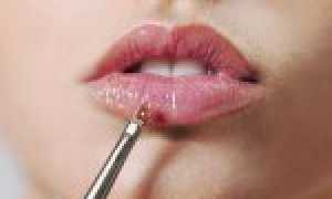 Как легко и быстро вывести пятна от губной помады с одежды?