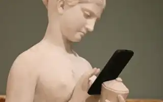 Как начать разговор с парнем по переписке: 101 фраза для старта общения