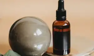 Применение и свойства эфирного масла бензоина в ароматерапии