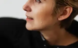 Что делать, если парень изменяет с бывшей девушкой: советы и рекомендации