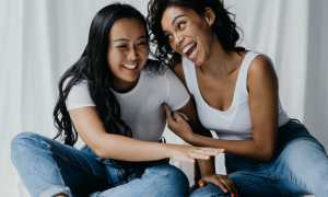 Что значит дружба для женщин и какая ты подруга? Узнай свои качества