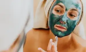 ТОП-10 лучших средств от чёрных точек на лице до 1000 рублей для эффективного очищения