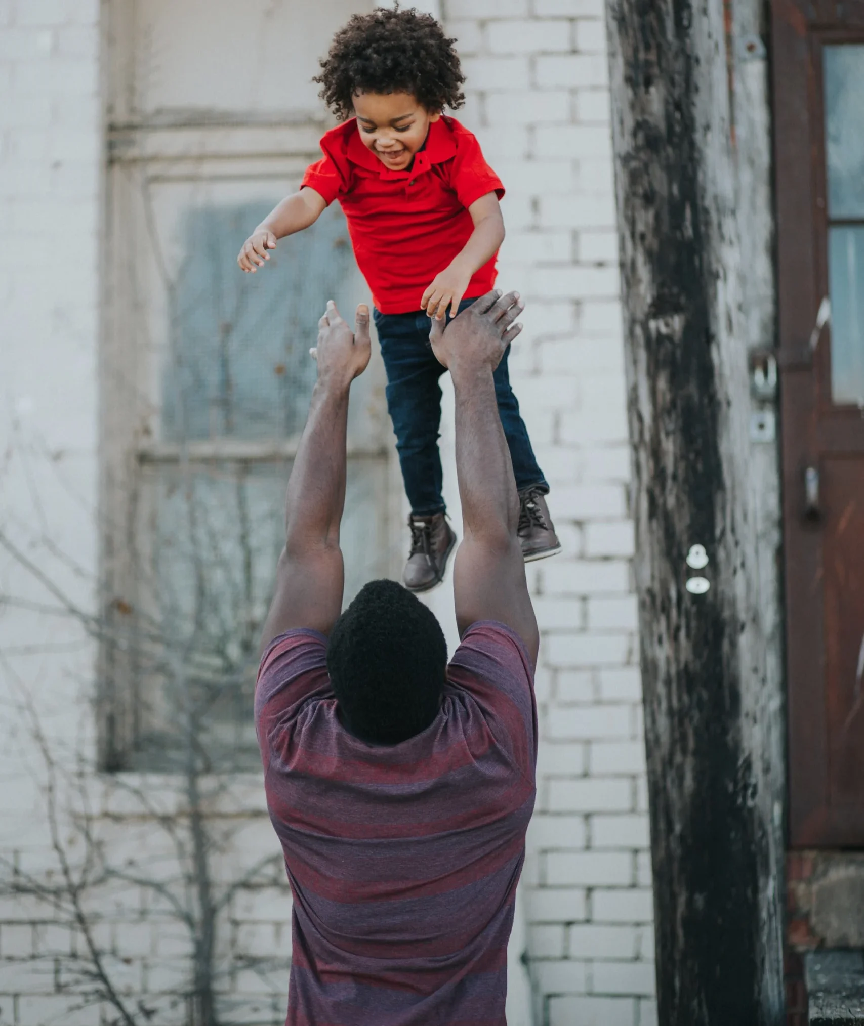 парень с сыном