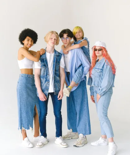 группа людей