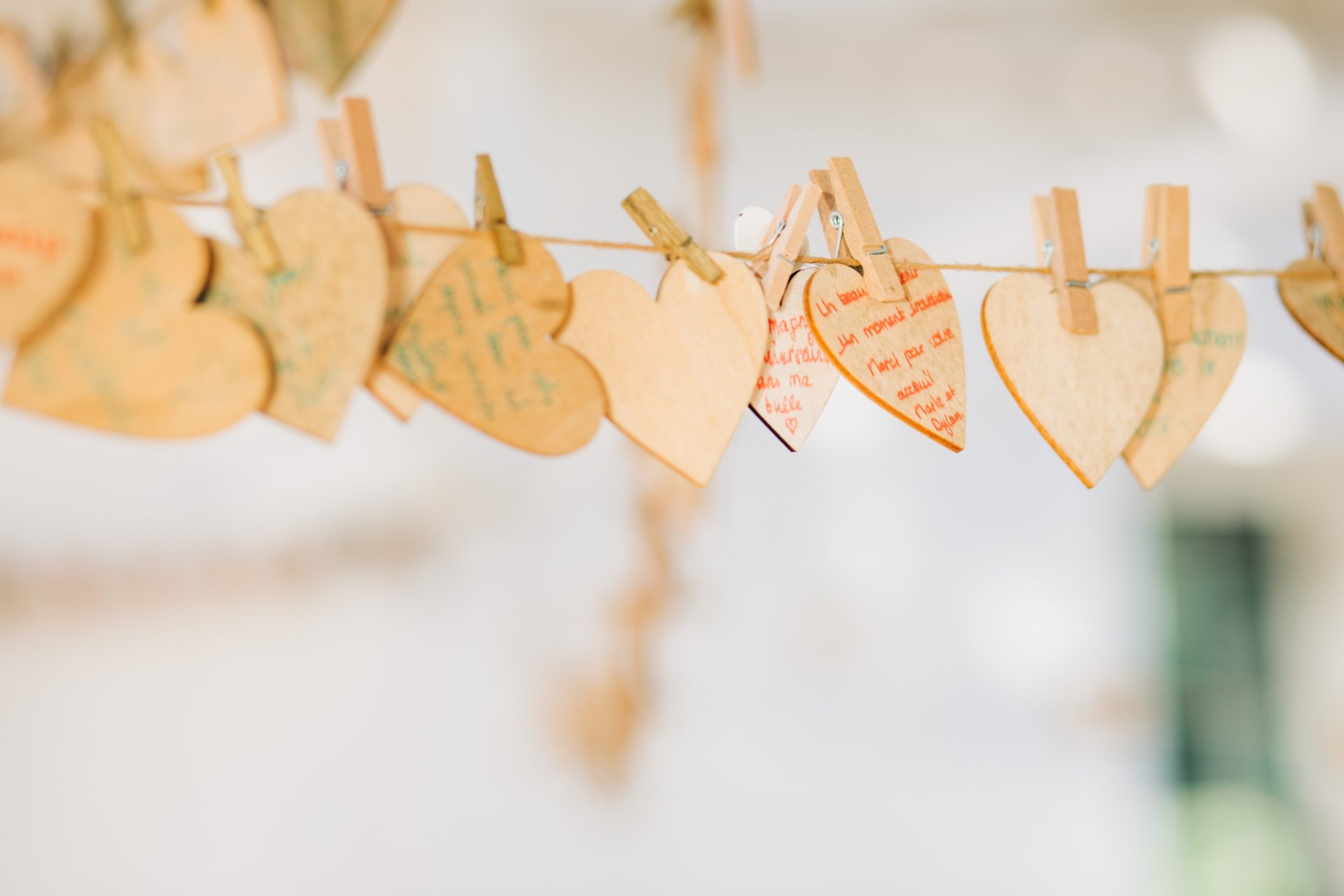 сердечки на веревочке