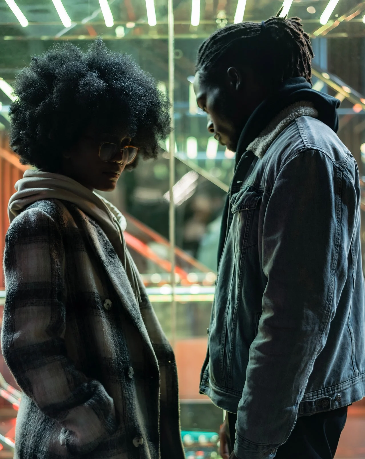 девушка и парень